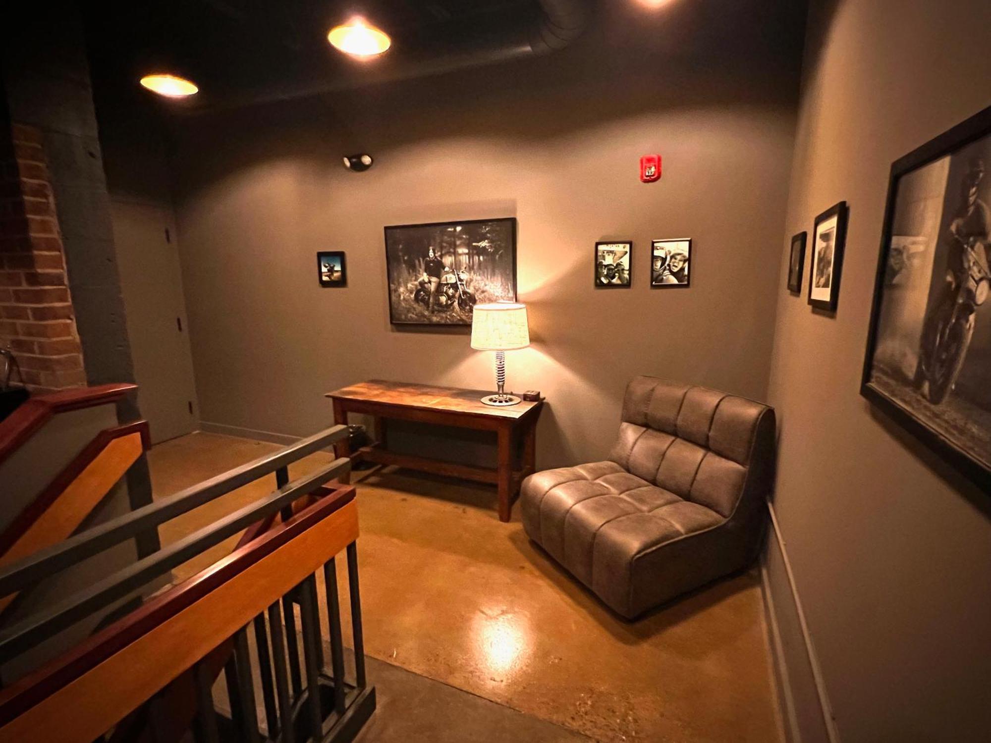 Classified Moto - The Frank Room Richmond Exterior photo